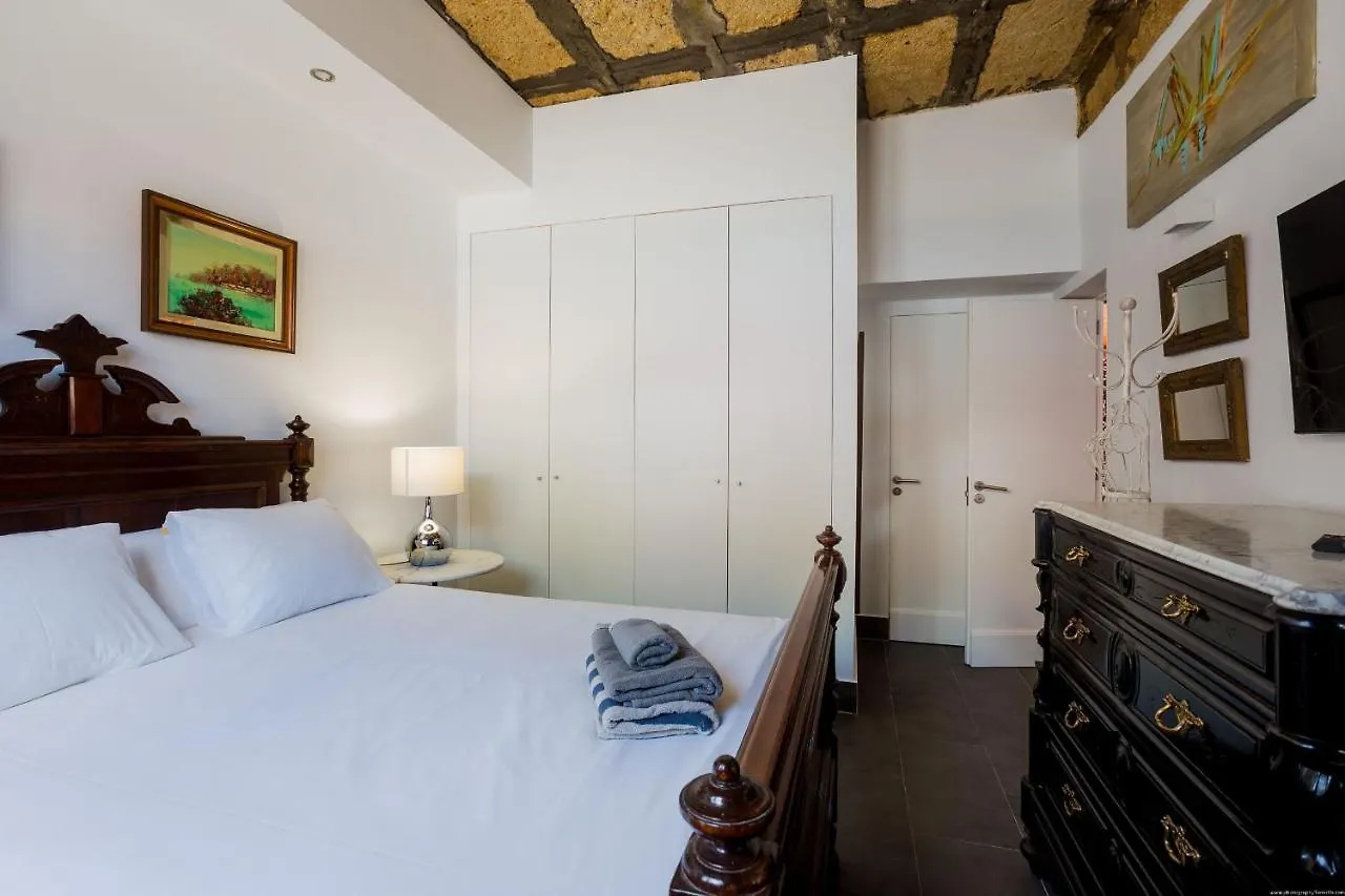 Villa Las Rosas, Los Menores, Adeje, Sea View Armenime