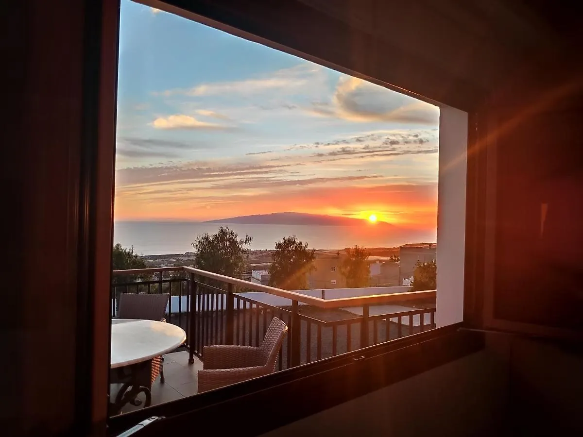 Villa Las Rosas, Los Menores, Adeje, Sea View Armenime