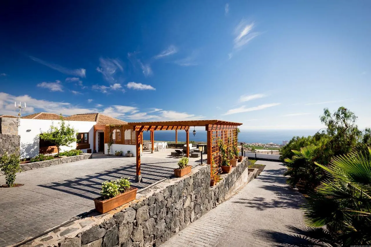 Villa Las Rosas, Los Menores, Adeje, Sea View location